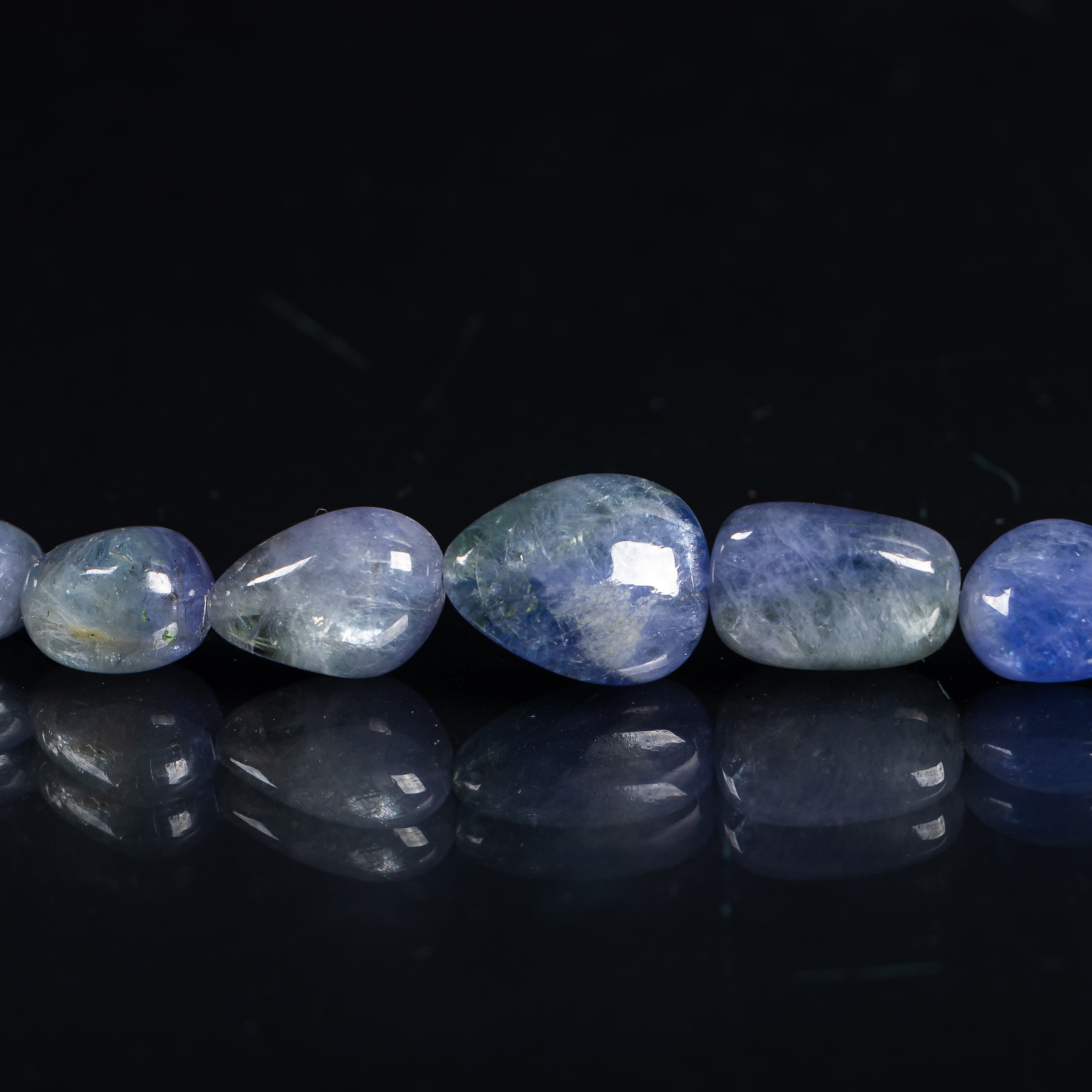 Nuggets/ Tumble Shape Natural Tanzanite Smooth Gemstone Beads 8" Wholesale Strand